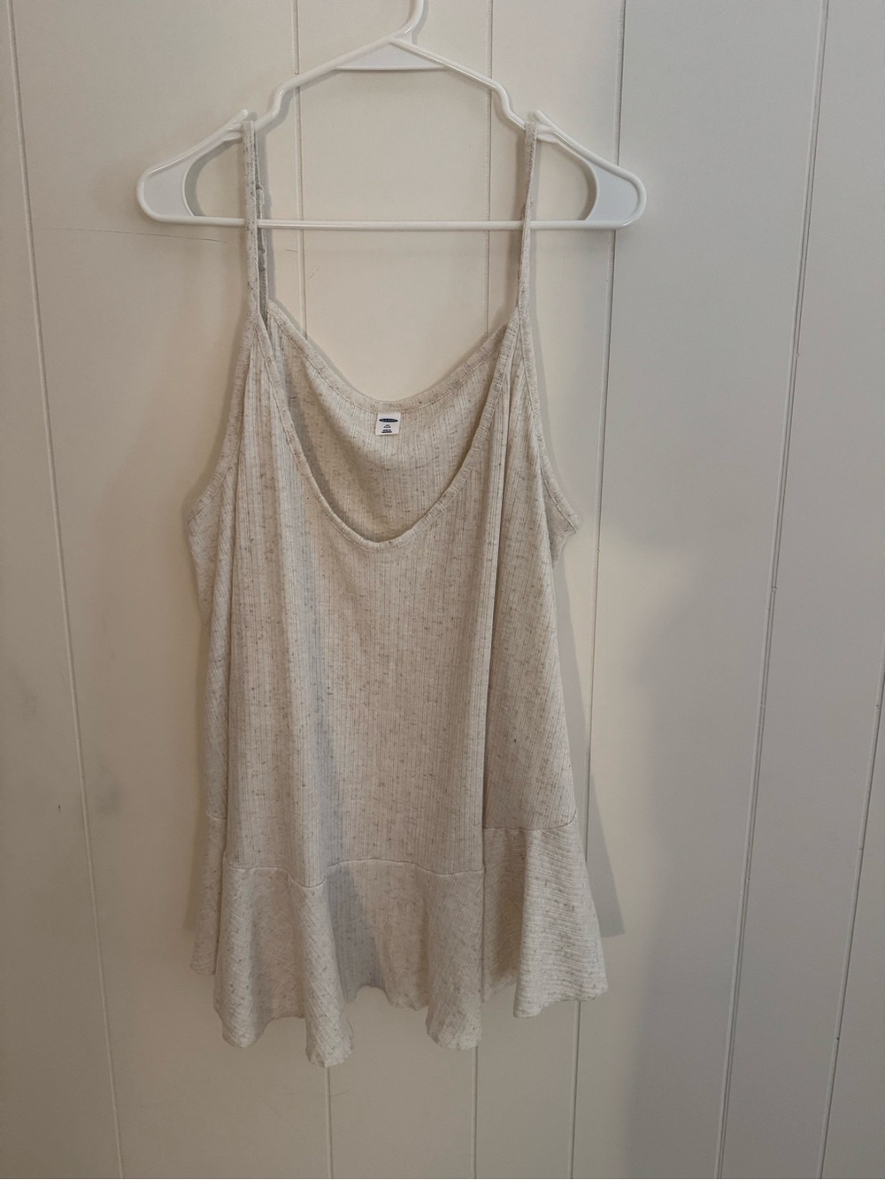 Old Navy Sleeveless Ruffle Hem / Swing Peplum Tank Top - off white 2xl